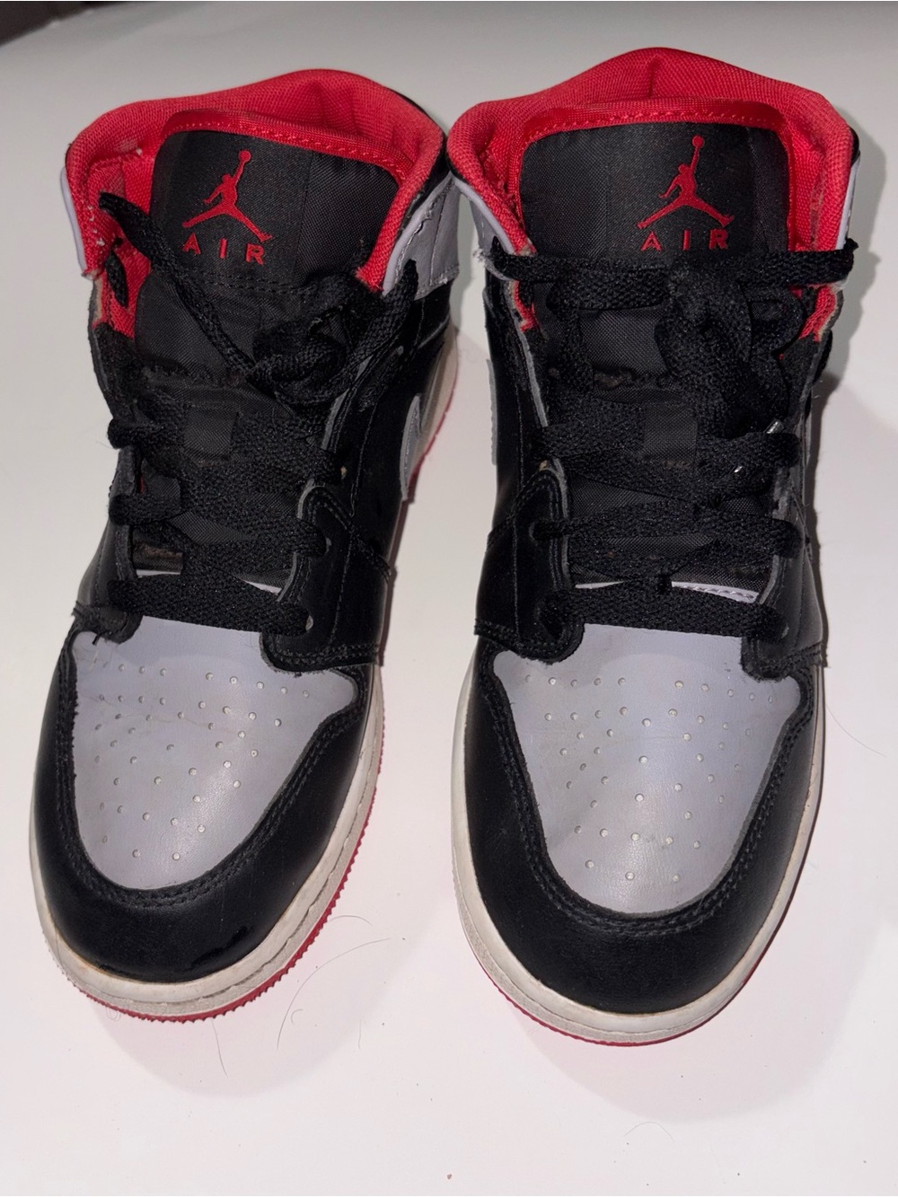 Nike Air Jordan 1 Mid Bred Shadow DQ8423-006 Grade School 5.5Y Black Gray Red